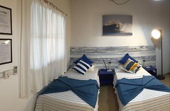 Cokes Surf Camp Ξενοδοχείο Thulusdhoo Εξωτερικό φωτογραφία